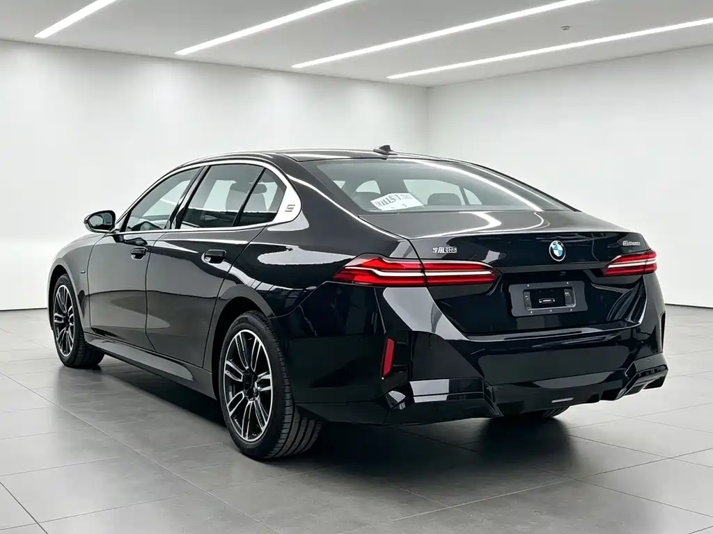 BMW 5 Series 2026