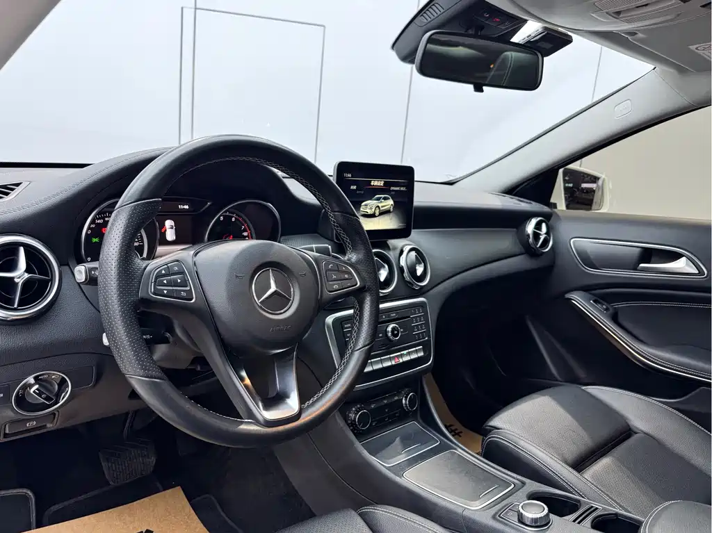 Mercedes-Benz GLA 2017 — фото 8