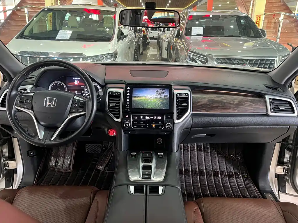 Honda UR-V 2018 — фото 16