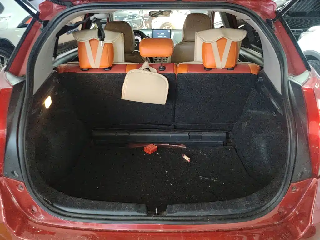Toyota Yaris L 2015 — фото 19