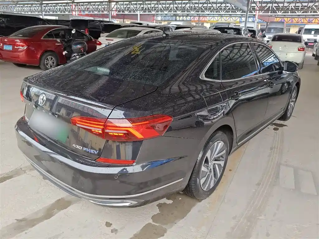 Volkswagen Passat PHEV 2019 — фото 7
