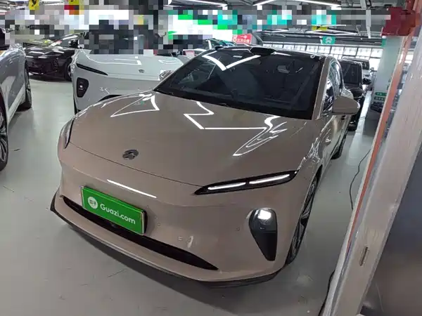 NIO ET5T 2024