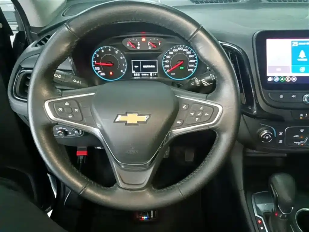 Chevrolet Equinox 2021 — фото 11