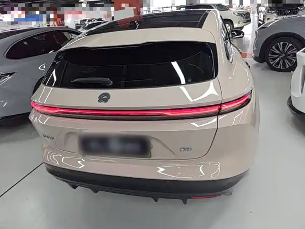 NIO ET5T 2024