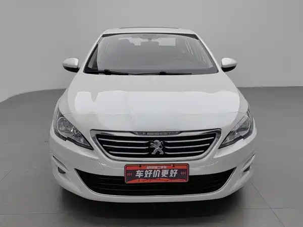 Peugeot 408 2015