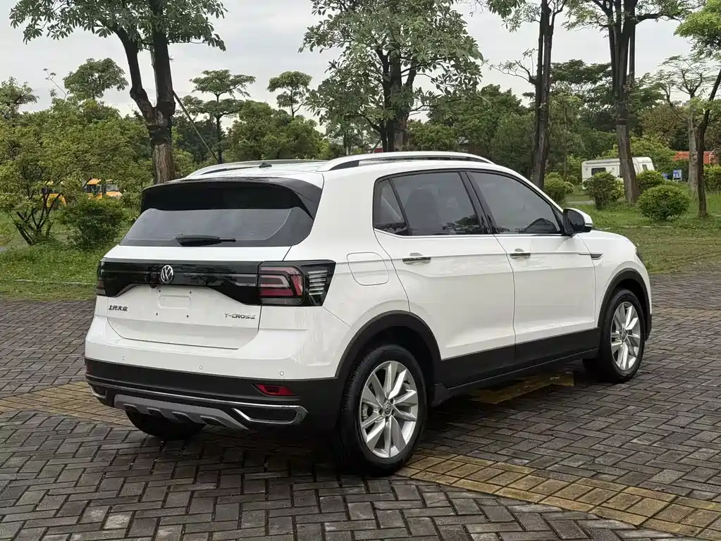 Volkswagen T-Cross 2020 — фото 14