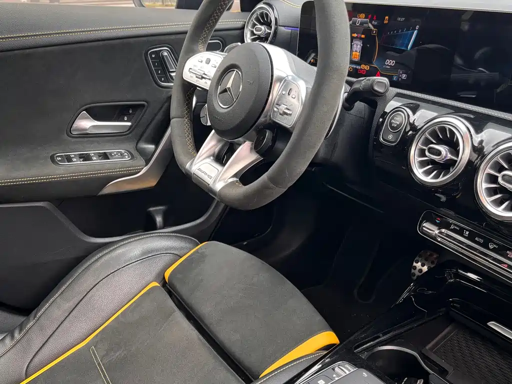 Mercedes-Benz CLA AMG 2021 — фото 6