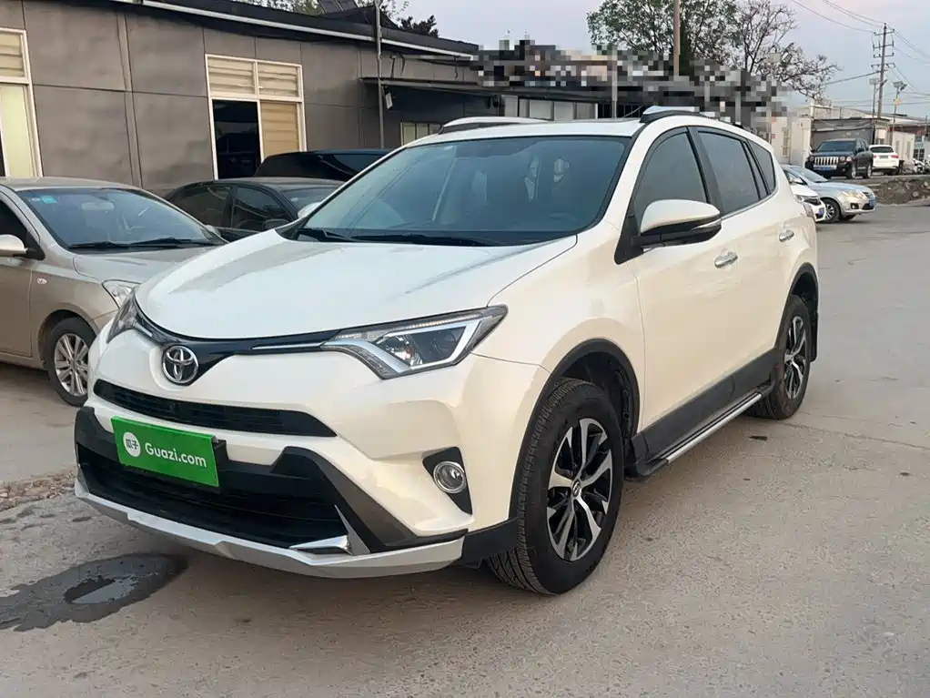 Toyota RAV4 2017
