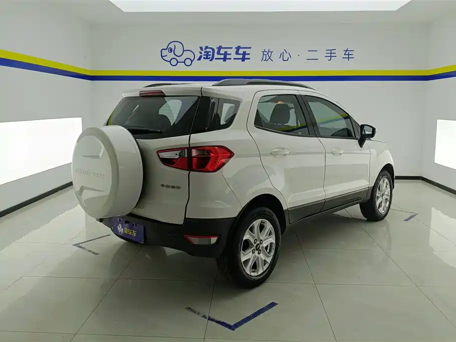 Ford Ecosport 2016 — фото 3