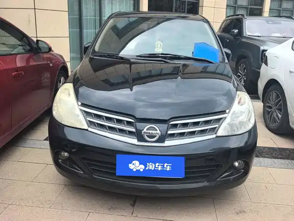 Nissan Tiida 2011