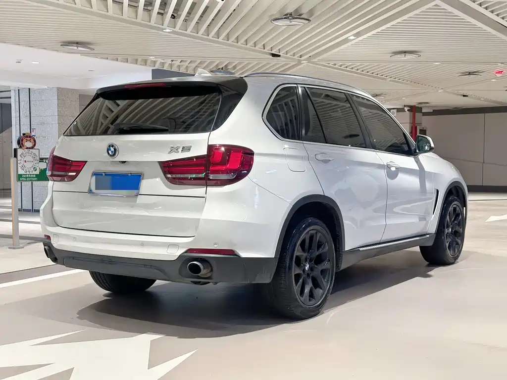 BMW X5 2015 — фото 6