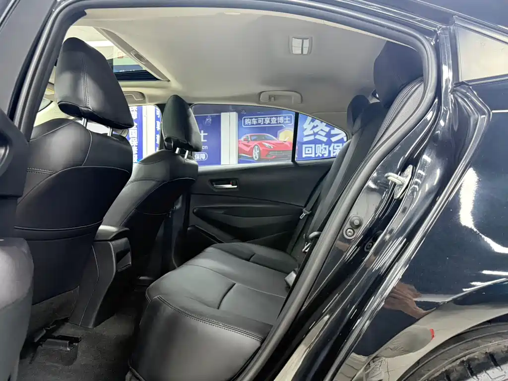 Toyota Corolla 2022 — фото 16