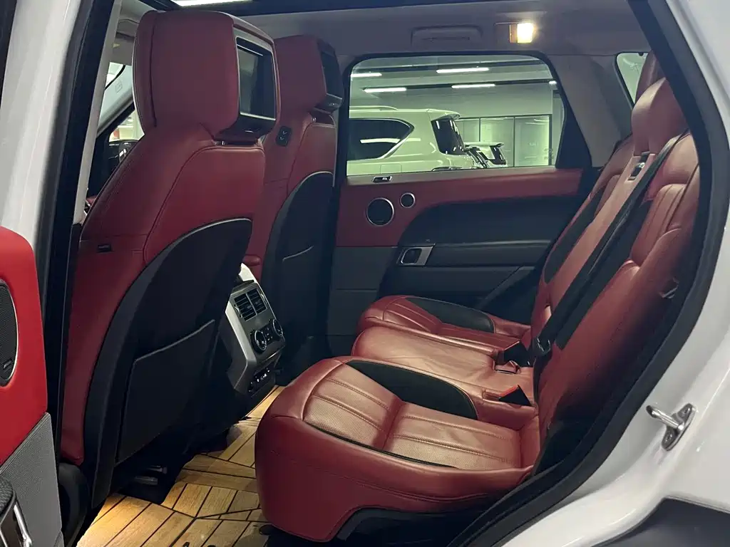 Land Rover Sport 2021 — фото 15