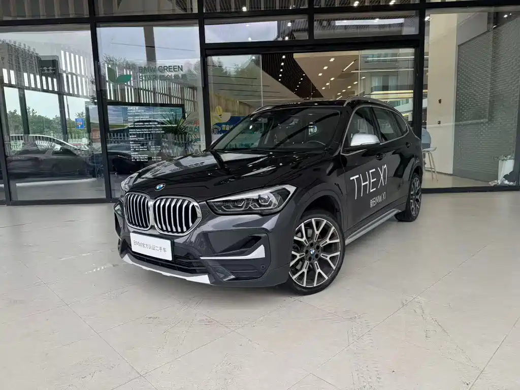 BMW X1 2021 — фото 1