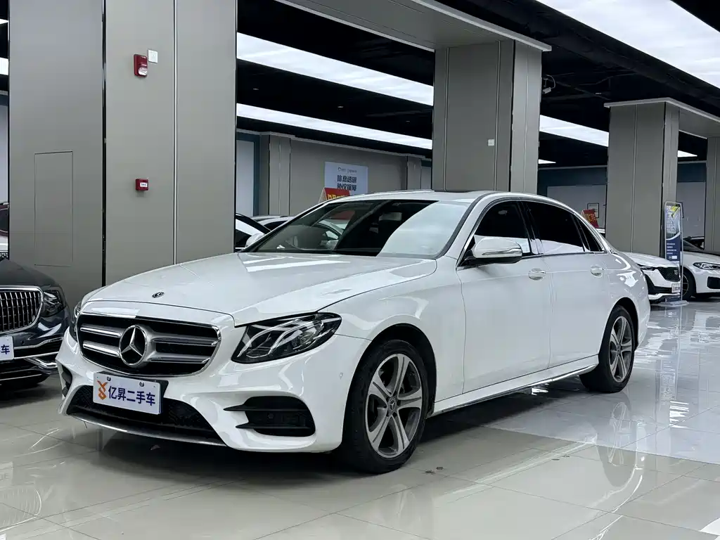 Mercedes-Benz E-Class 2019 — фото 1