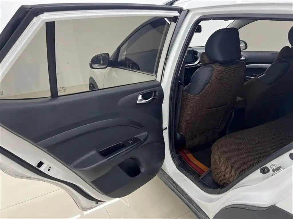 Kia KX1 2021 — фото 11