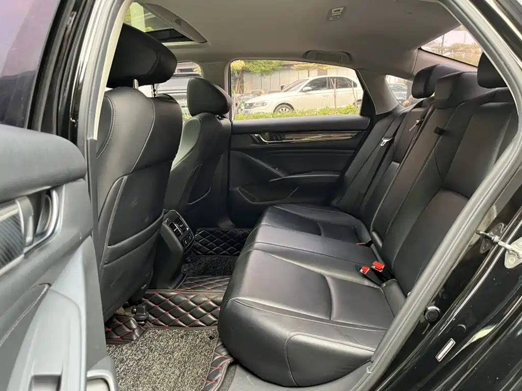Honda Accord 2021 — фото 14