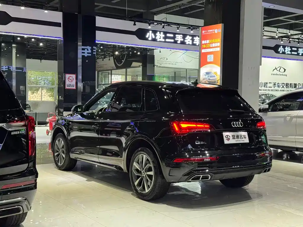 Audi Q5L 2023 — фото 3