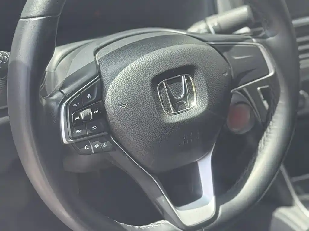 Honda Accord 2023 — фото 16