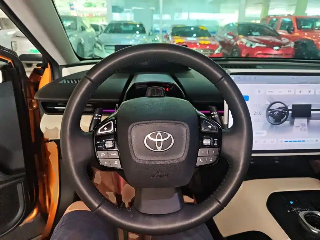 Toyota bZ5 2025