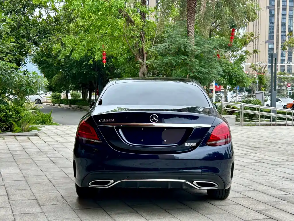 Mercedes-Benz C-Class 2020