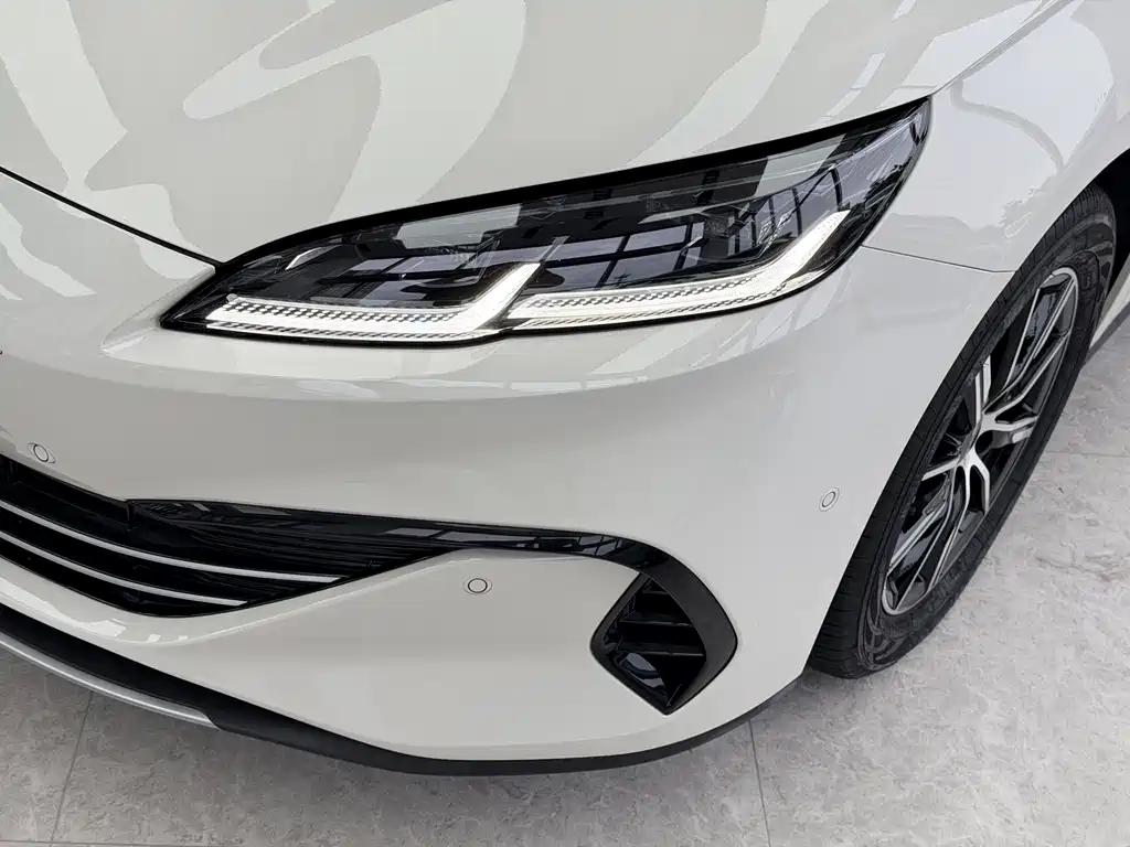 BYD Seal 06 2025 — фото 7