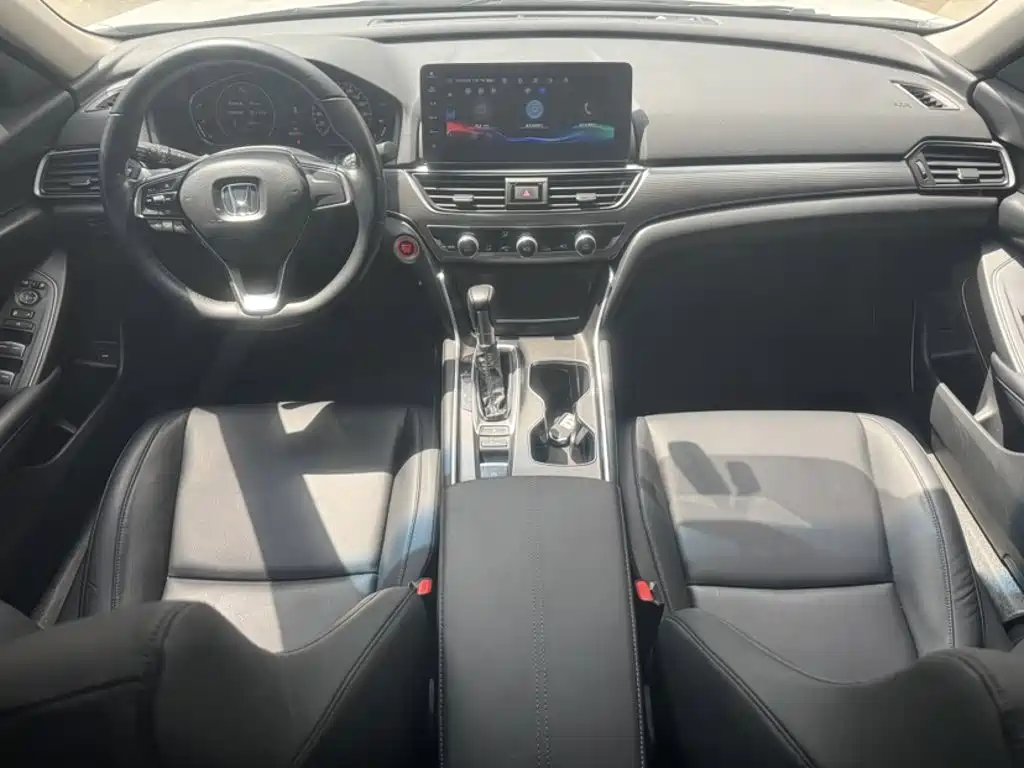 Honda Accord 2023 — фото 15
