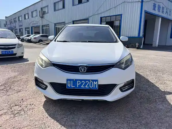 Changan Eado XT 2015