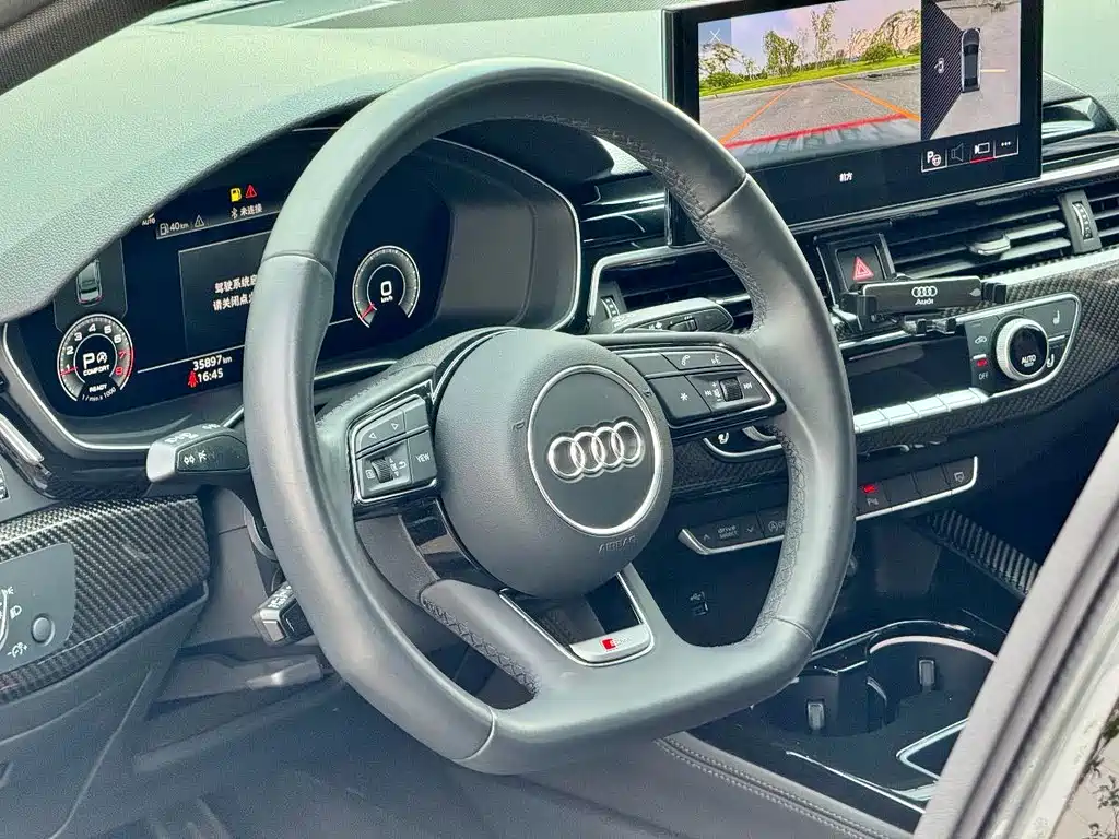 Audi A4L 2023 — фото 20