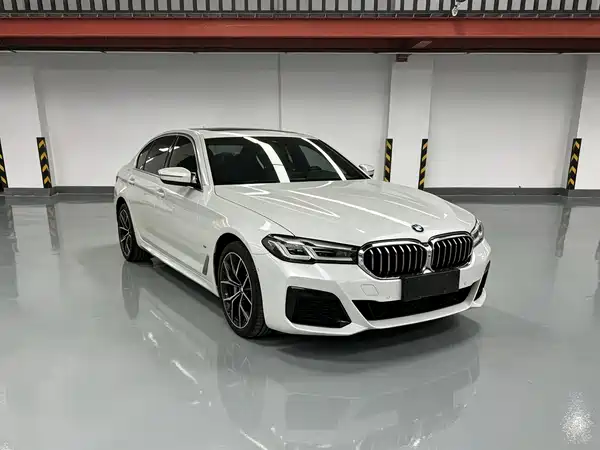 BMW 5 Series 2023