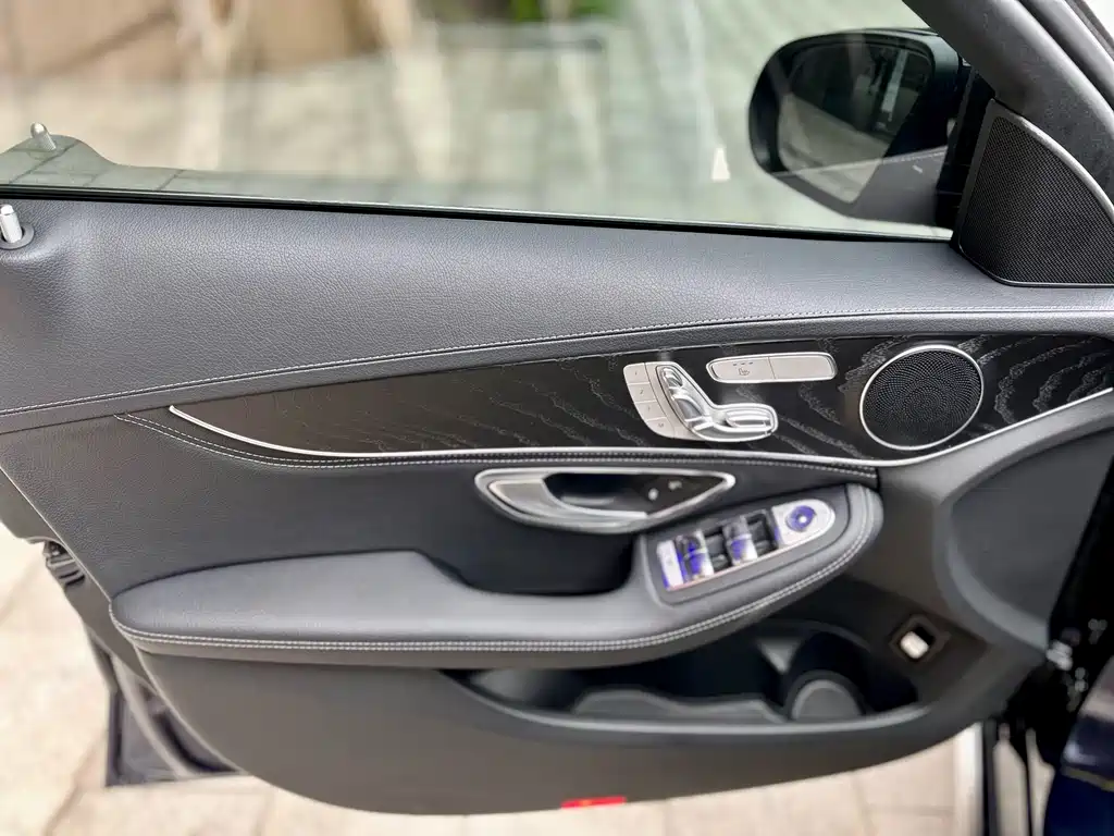 Mercedes-Benz C-Class 2020 — фото 12