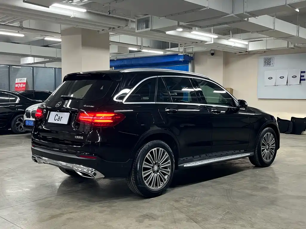 Mercedes-Benz GLC 2016 — фото 9