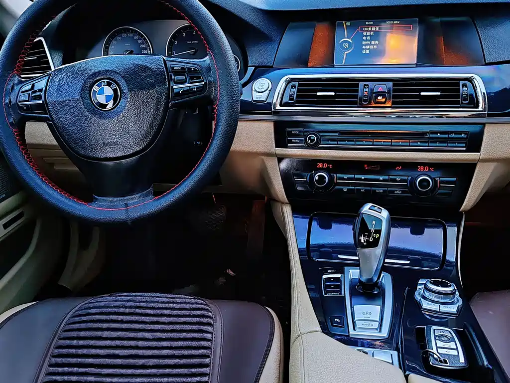 BMW 5 Series 2013 — фото 13
