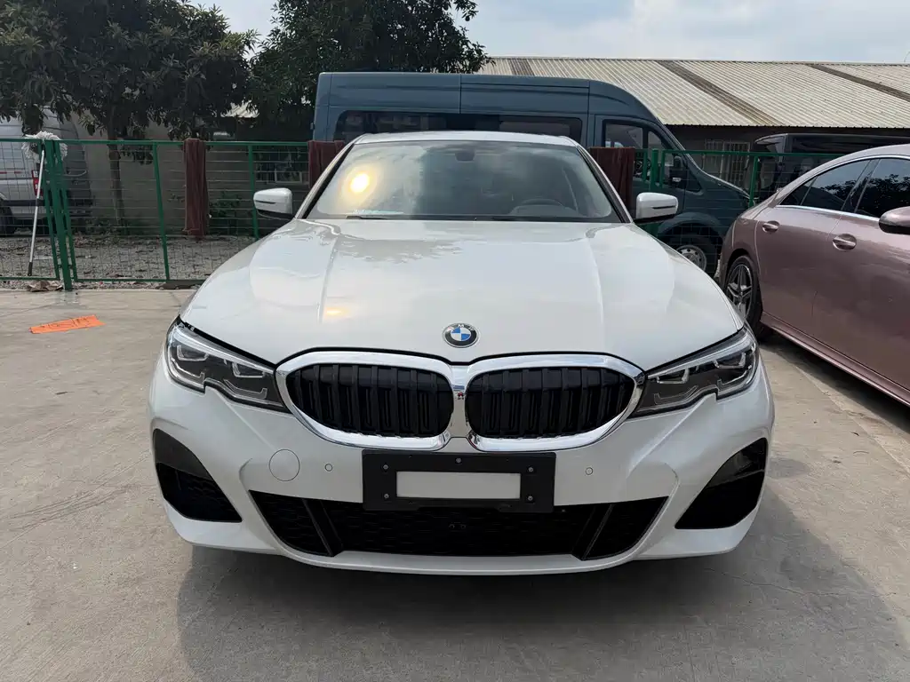 BMW 3 Series 2021