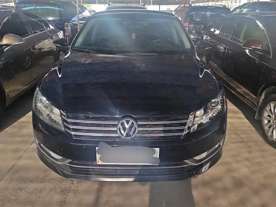 Volkswagen Passat 2014 — фото 2