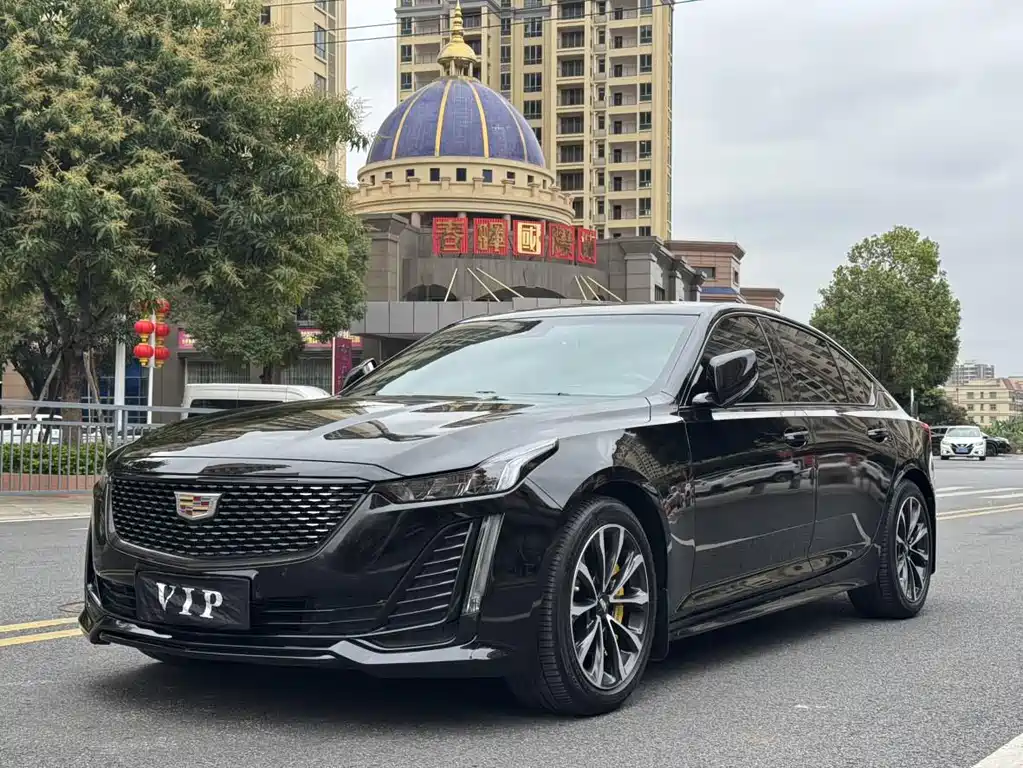 Cadillac CT5 2023 — фото 1