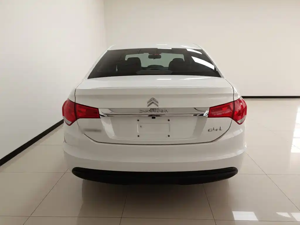 Citroën C4L 2016 — фото 6