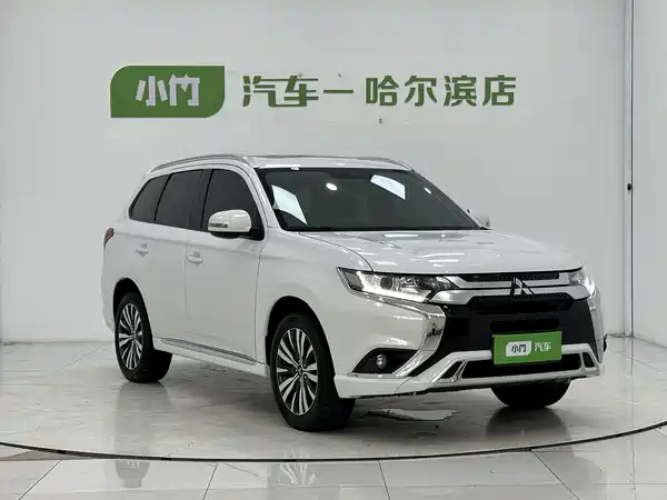 Mitsubishi Outlander 2022