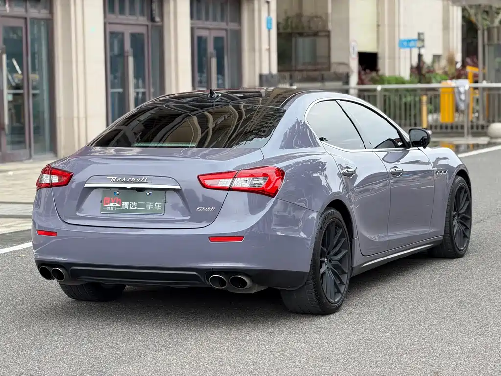 Maserati Ghibli 2017 — фото 6