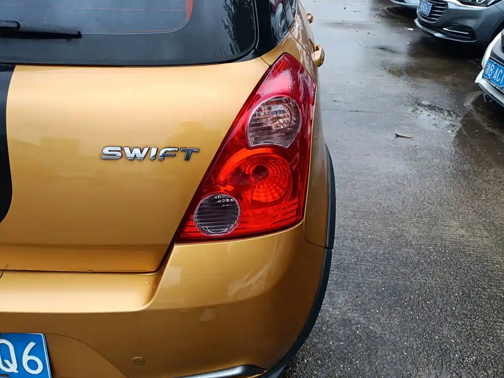 Suzuki Swift 2016 — фото 8