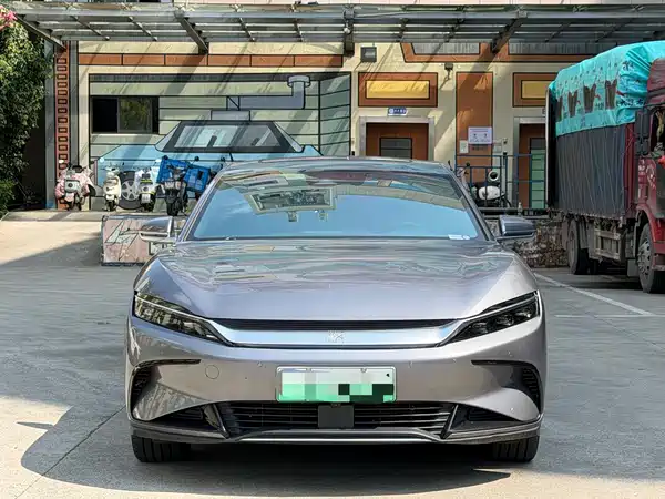 BYD Han 2024