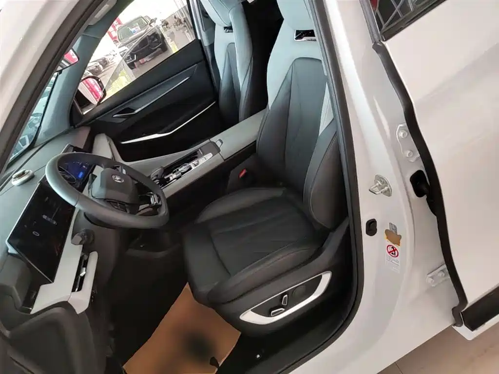 Changan CS75 PLUS 2024 — фото 15