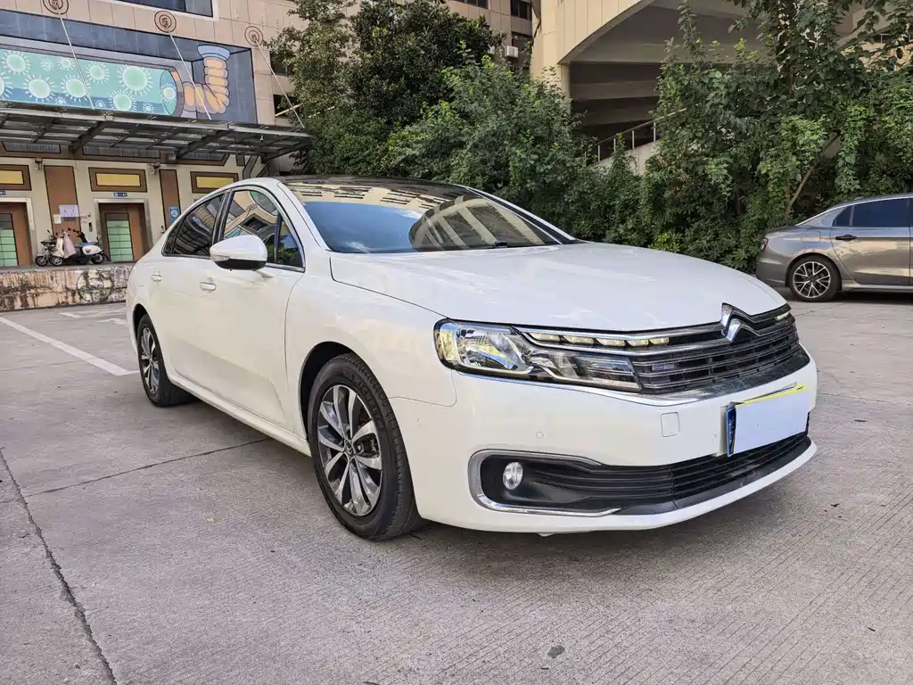 Citroën C6 2018 — фото 3