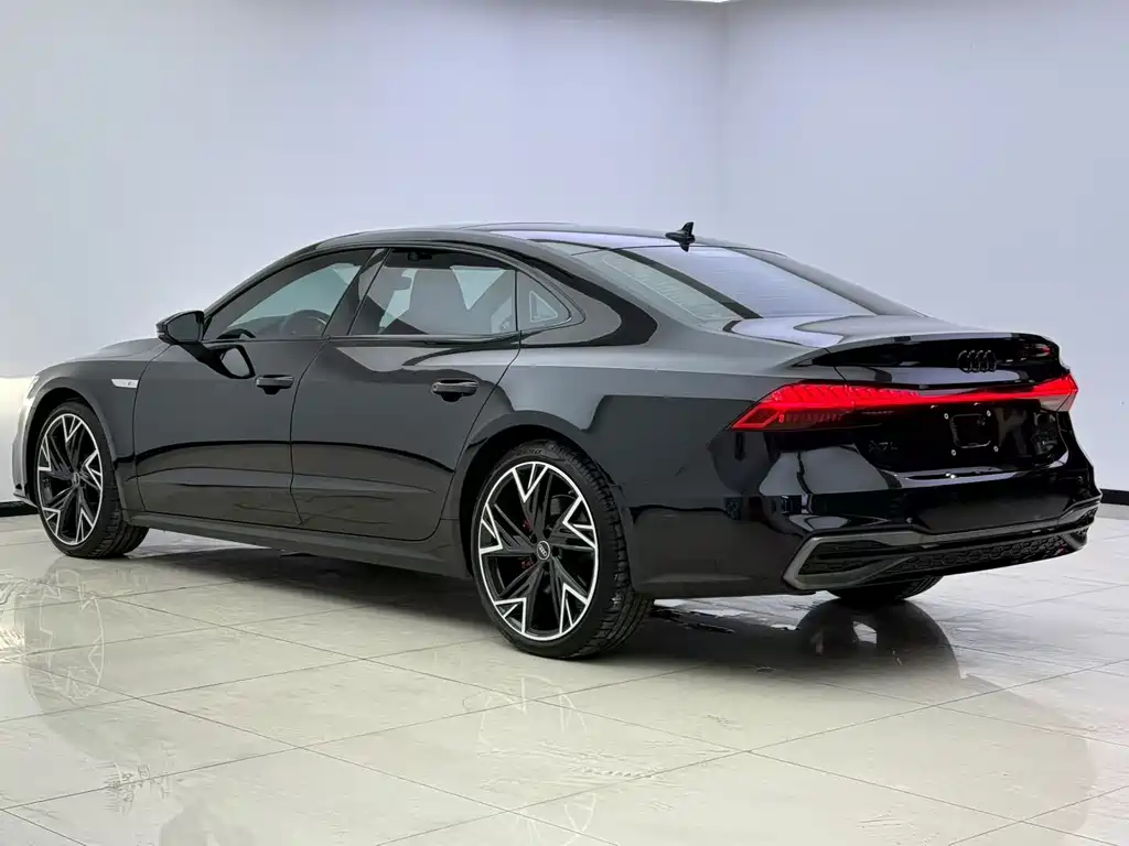 Audi A7L 2024