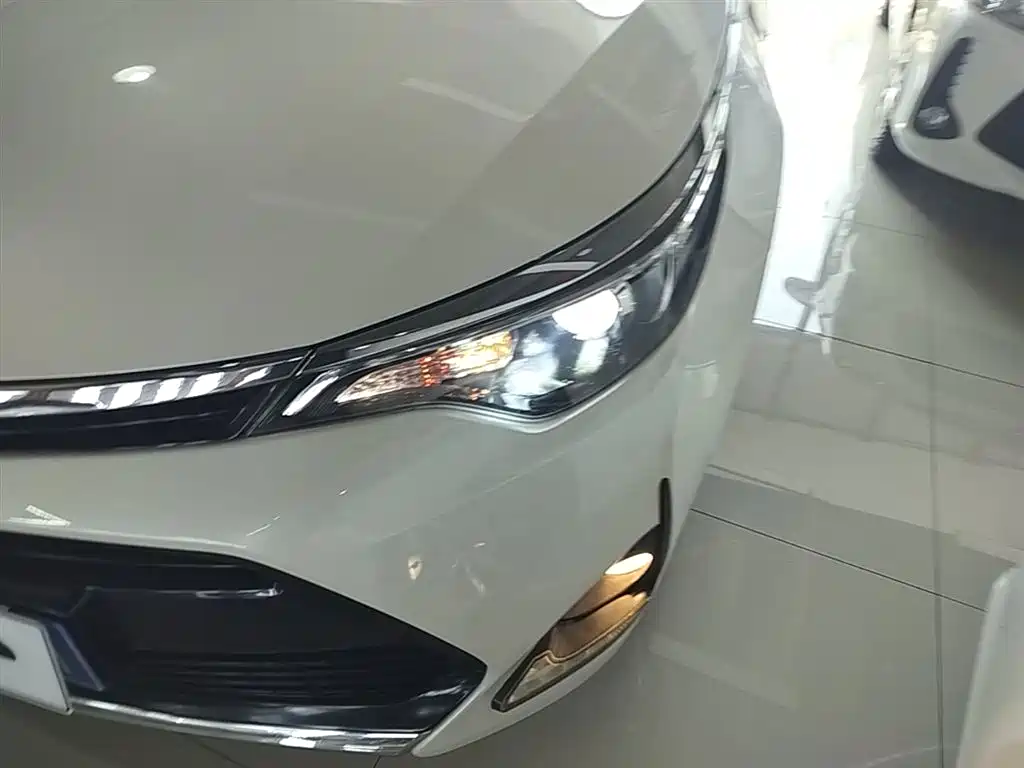 Toyota Levin 2018 — фото 18