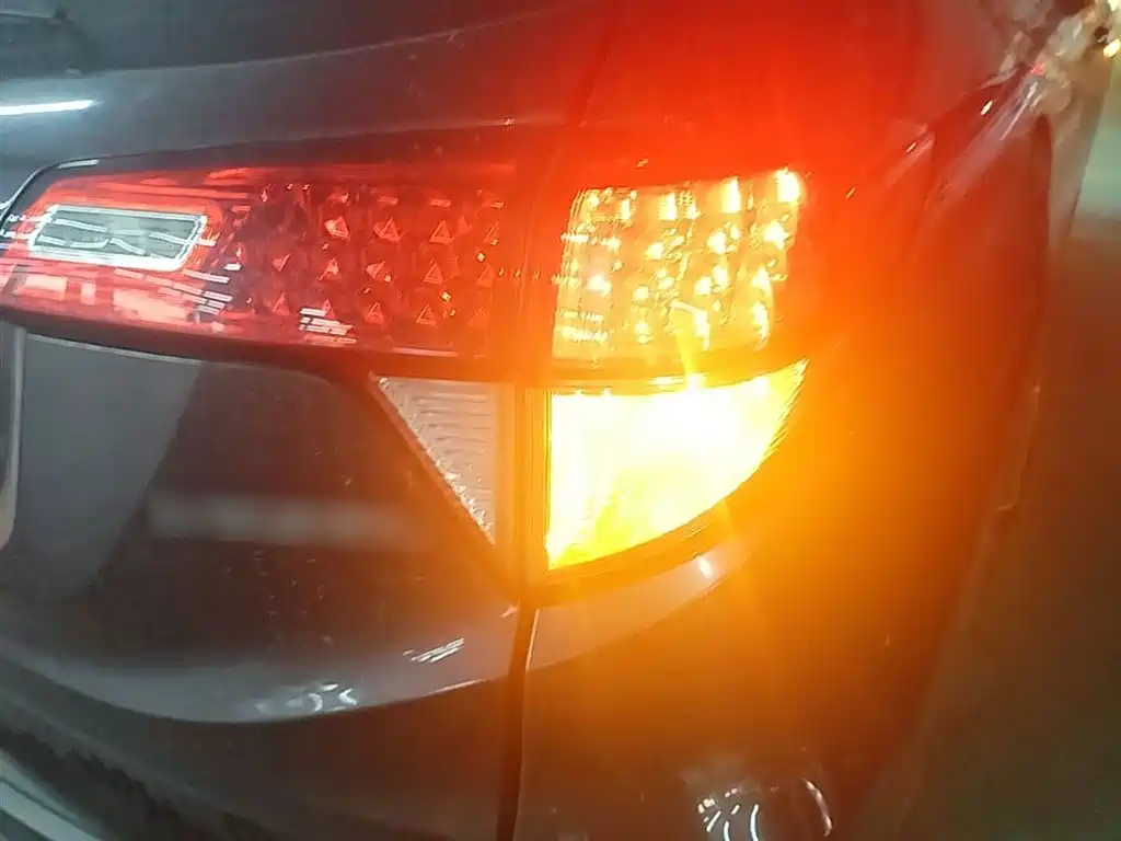 Honda Vezel 2021 — фото 8