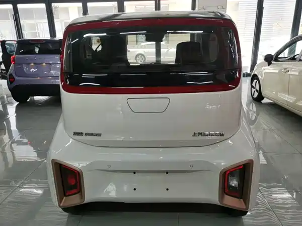 Baojun E200 2021