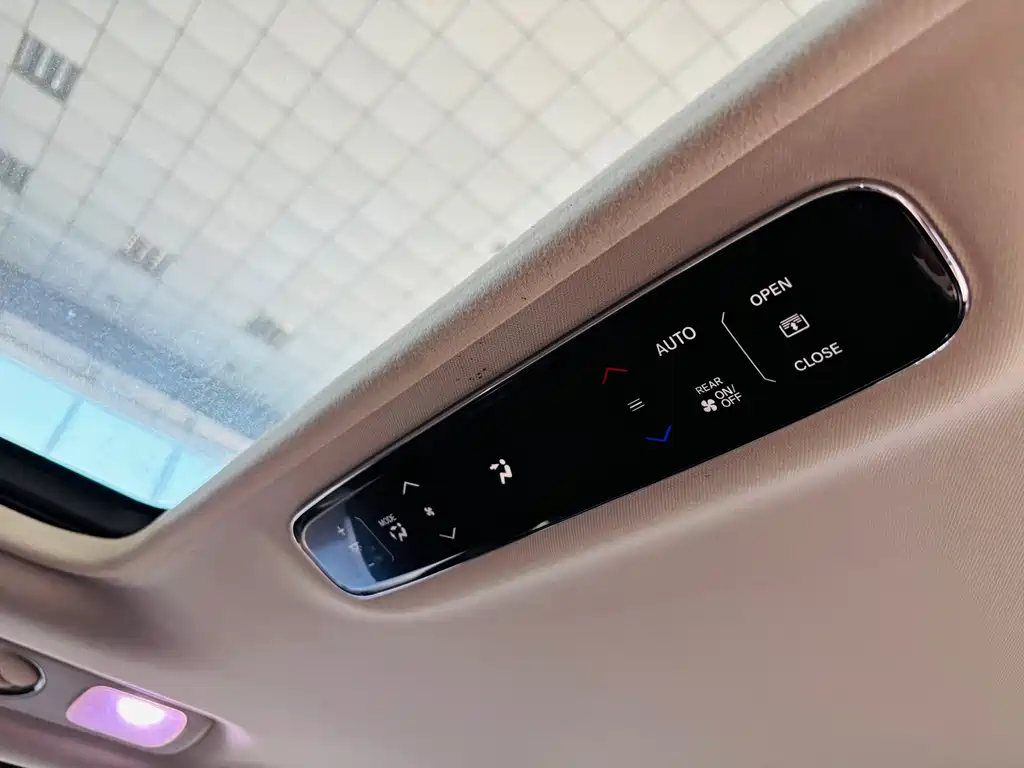 Honda Odyssey 2019 — фото 18