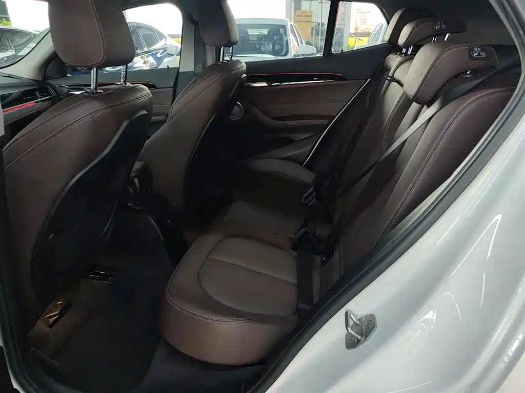 BMW X2 2022 — фото 17