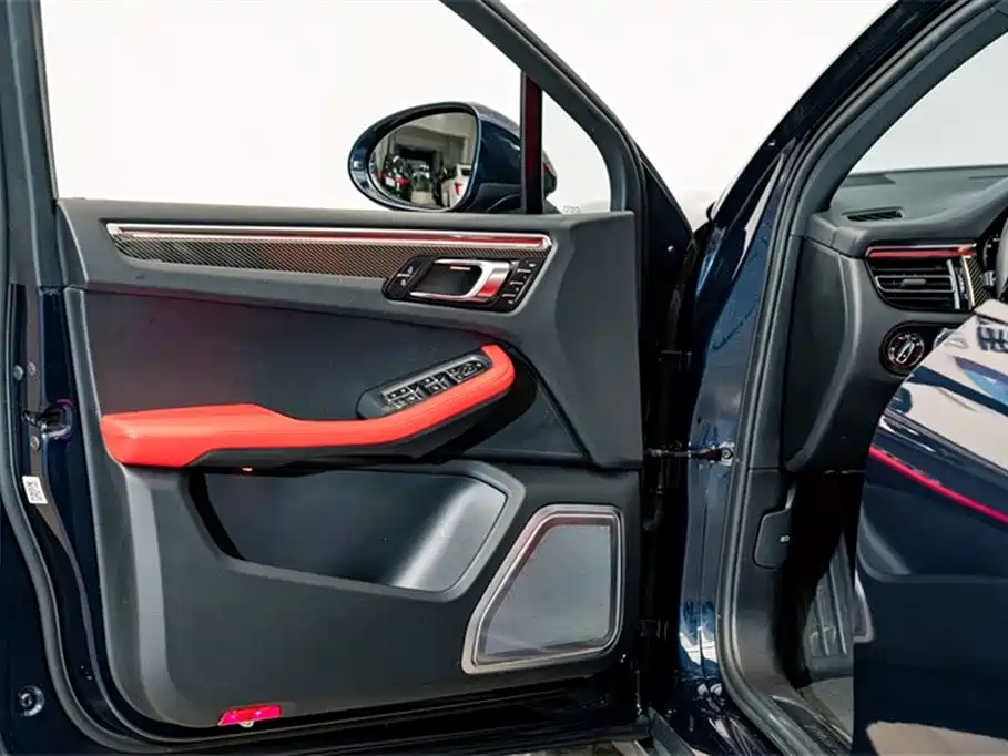 Porsche Macan 2022 — фото 17